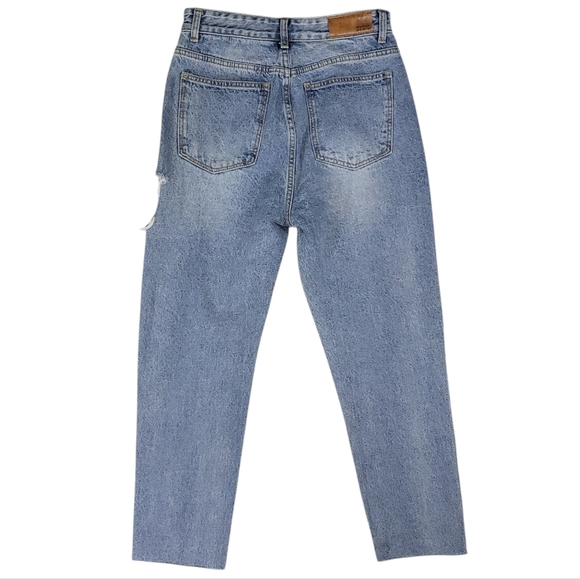 Nasty Gal Womens Distressed Faded and Frayed High Rise Ankle Jeans Size 6 - Picture 3 of 10